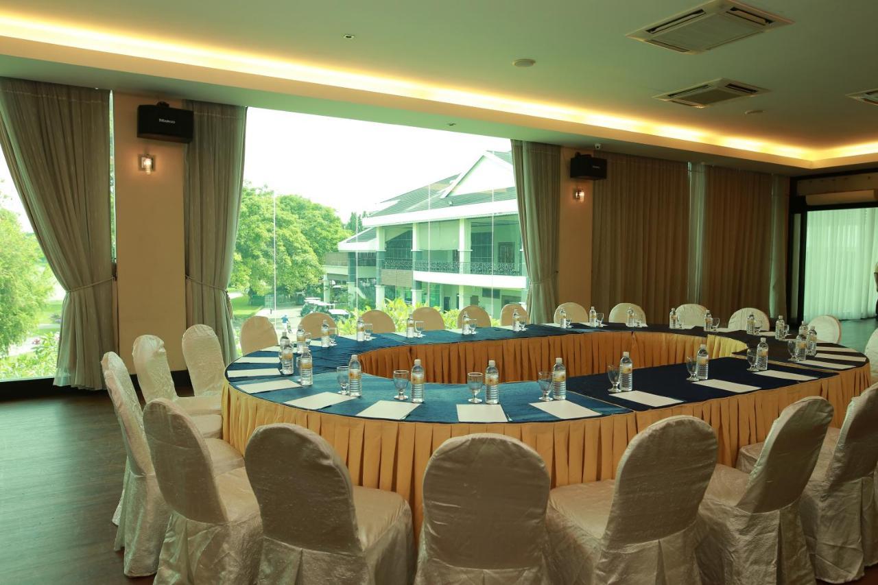 Rpgc Garden Hotel Ipoh Exteriör bild